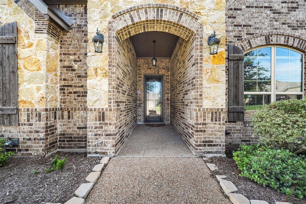 Hewitt, TX 76643,732 Windhill