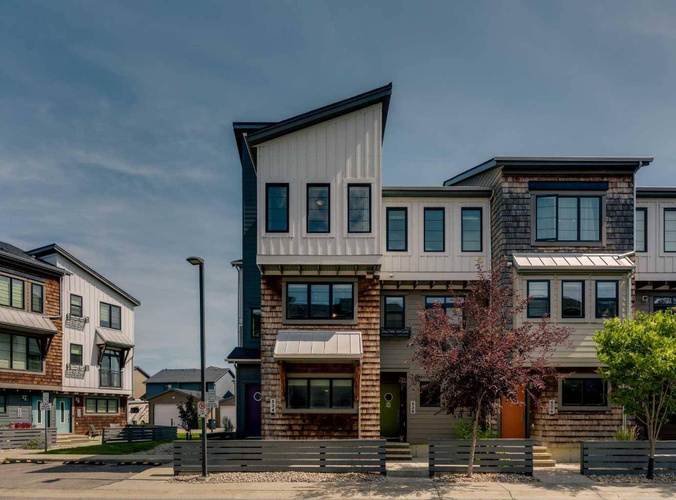 534 Walden CIR SE, Calgary, AB T2X 0Y4