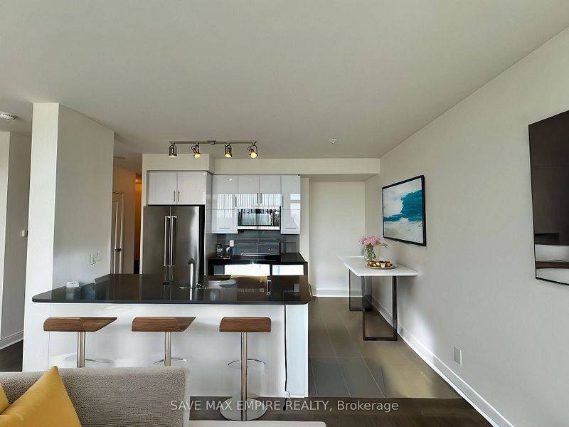 Toronto C09, ON M4W 3Z4,825 Church ST #1003