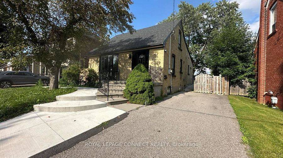 9 Ashdean DR #Bsmt, Toronto E04, ON M1P 1E4