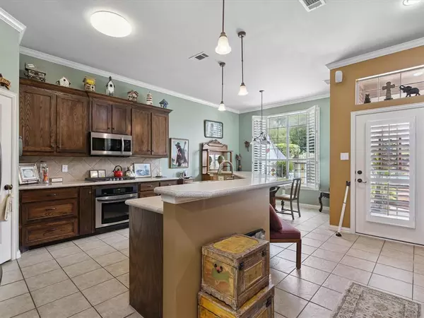 Waxahachie, TX 75165,713 Amherst Drive