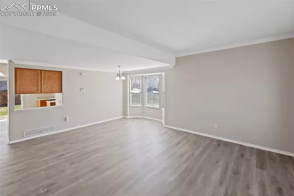 Colorado Springs, CO 80922,3447 Bexley DR