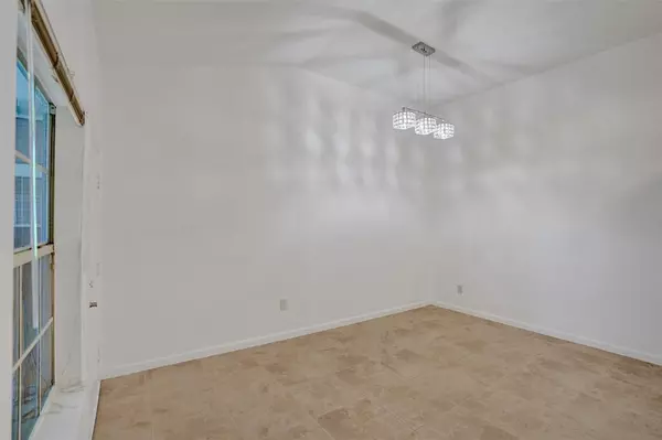 Delray Beach, FL 33444,1050 Crystal Way #N
