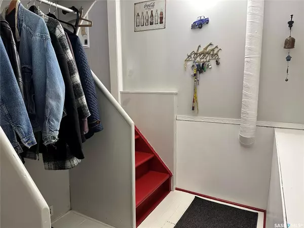 Drake, SK S0K 1H0,123 Howard STREET