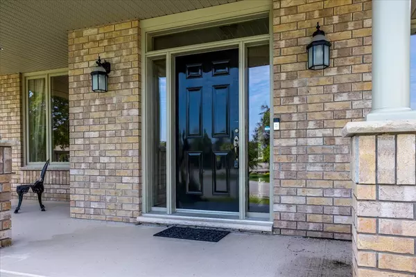 Kawartha Lakes, ON K0M 1A0,51 South Harbour DR