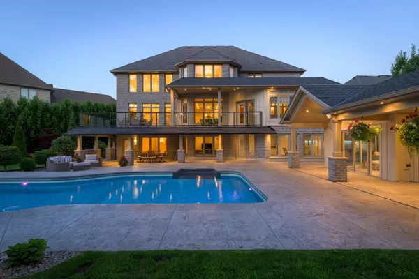 London North, ON N6G 5M7,2142 Valleyrun BLVD