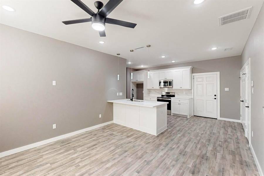807 Fletcher Street, Gainesville, TX 76240