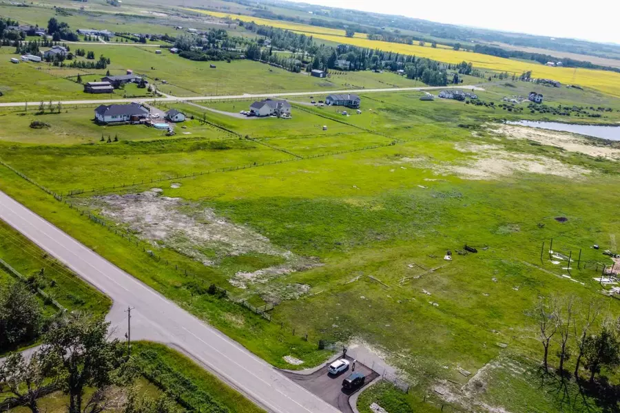 80 ST East, Rural Foothills County, AB T1S 3W7