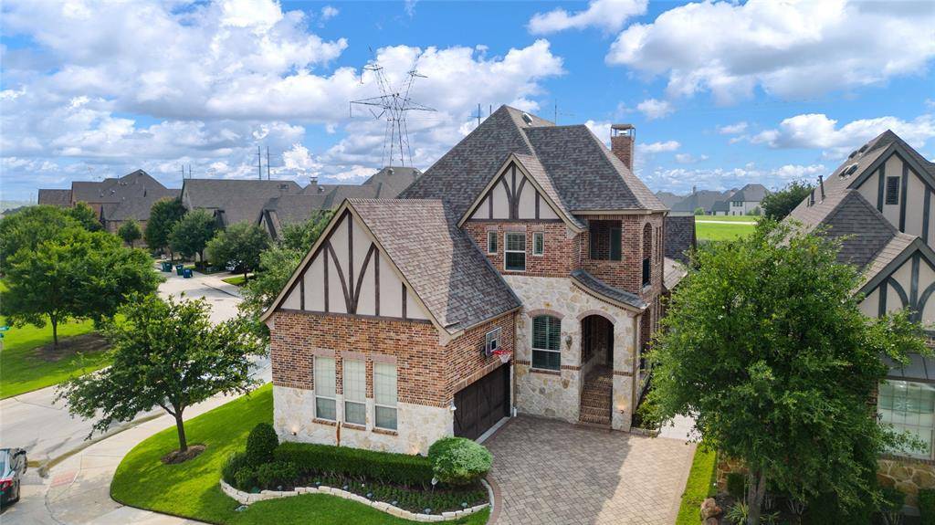 640 The Lakes Boulevard, Lewisville, TX 75056