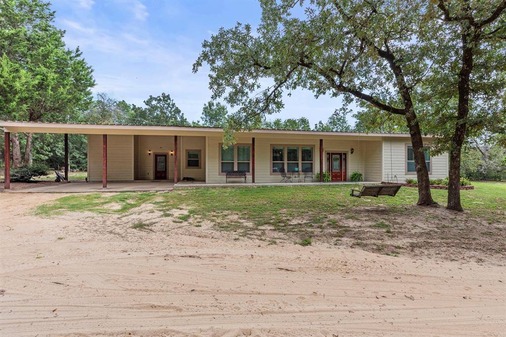 1240 Blossom Lane, Athens, TX 75751