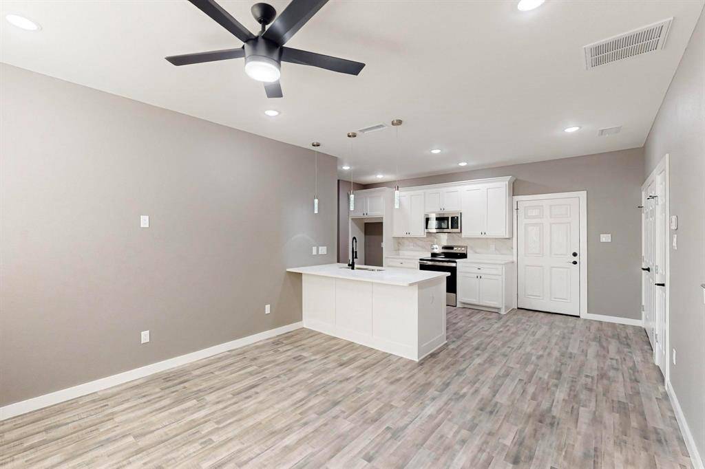 807 Fletcher Street, Gainesville, TX 76240