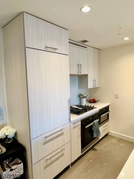 30 Melrose Ter Unit 221 #221, Long Branch City, NJ 07740