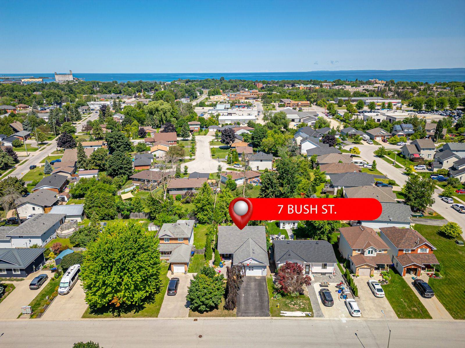 7 Bush ST, Collingwood, ON L9Y 4S9