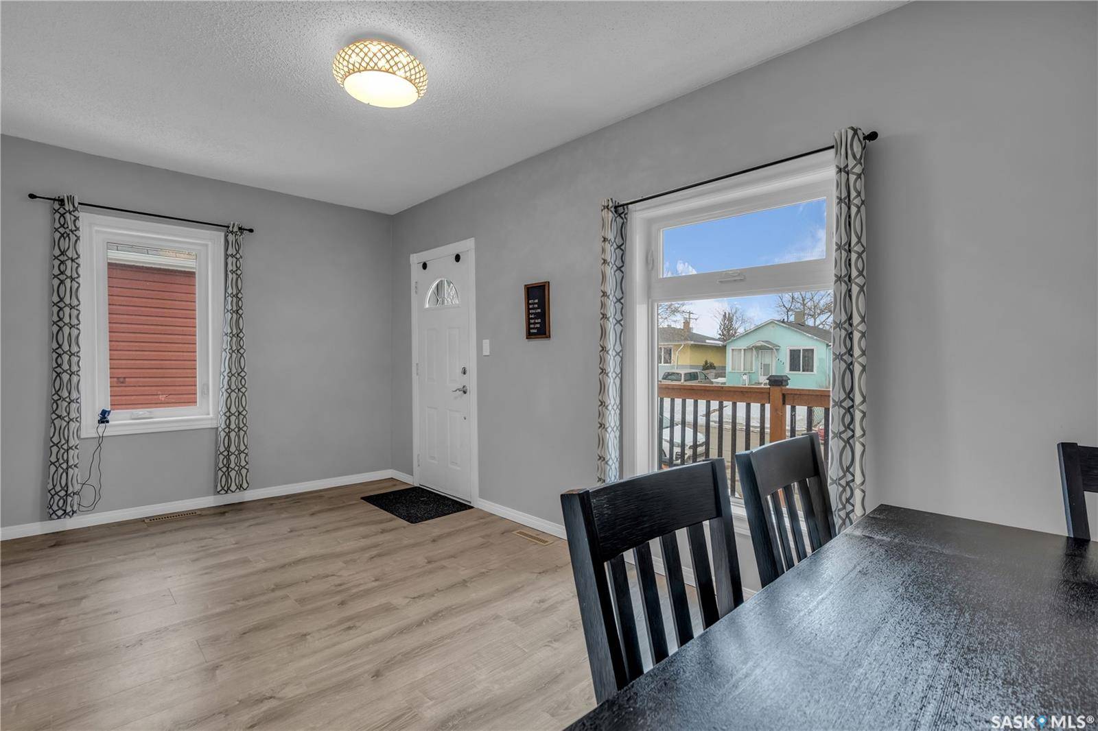 Regina, SK S4R 4W7,445 York STREET