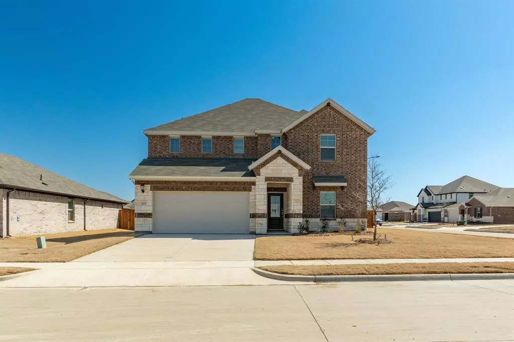Greenville, TX 75402,325 Canyon Oaks Drive
