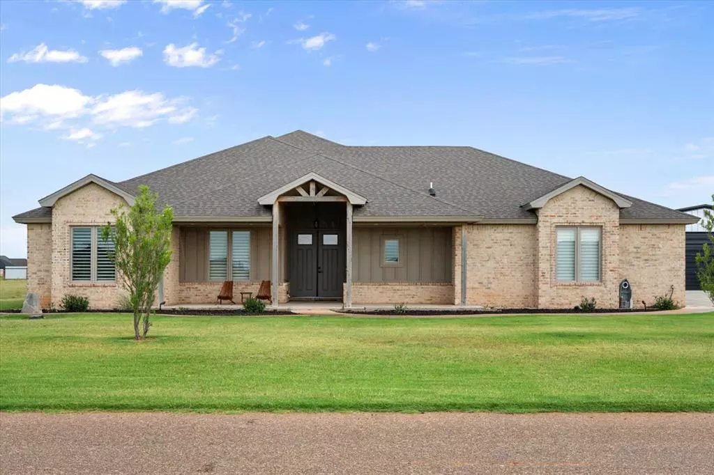 Tahoka, TX 79373,1105 Cotton Creek