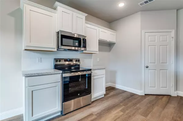 Dallas, TX 75216,1356 S Denley Drive