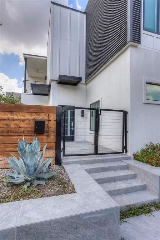 Fort Worth, TX 76107,1732 Ashland Avenue