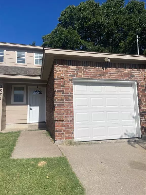 Fort Worth, TX 76164,2621 Lee Avenue