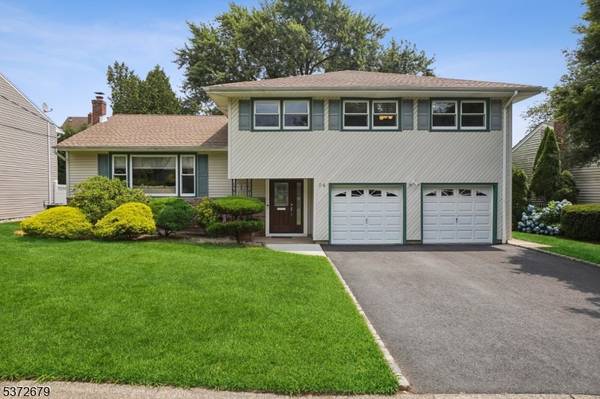 24 Gail Ct, Springfield Twp., NJ 07081