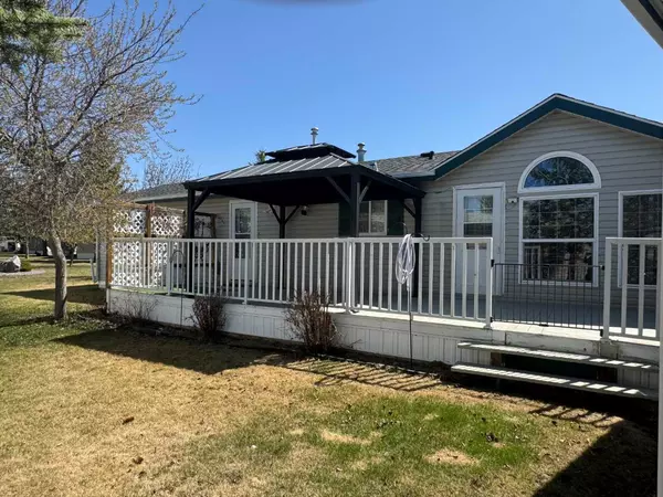 Red Deer, AB T4R2Z8,4916 Dorchester AVE