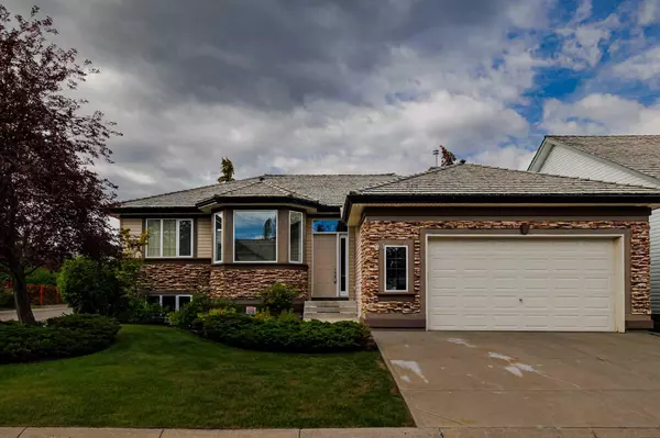61 Rocky Ridge GDNS Northwest, Calgary, AB T3G 4V7