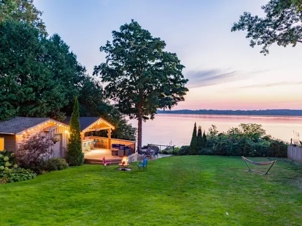 Scugog, ON L9L 1B4,12 Pettet DR