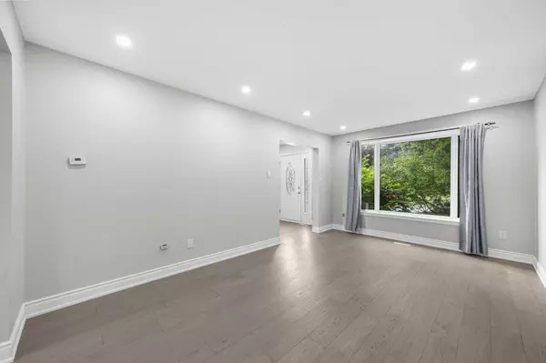 Brampton, ON L6T 3J3,24 Fallingdale CRES