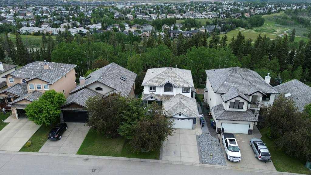 52 Bow Ridge CRES, Cochrane, AB T4C1T9