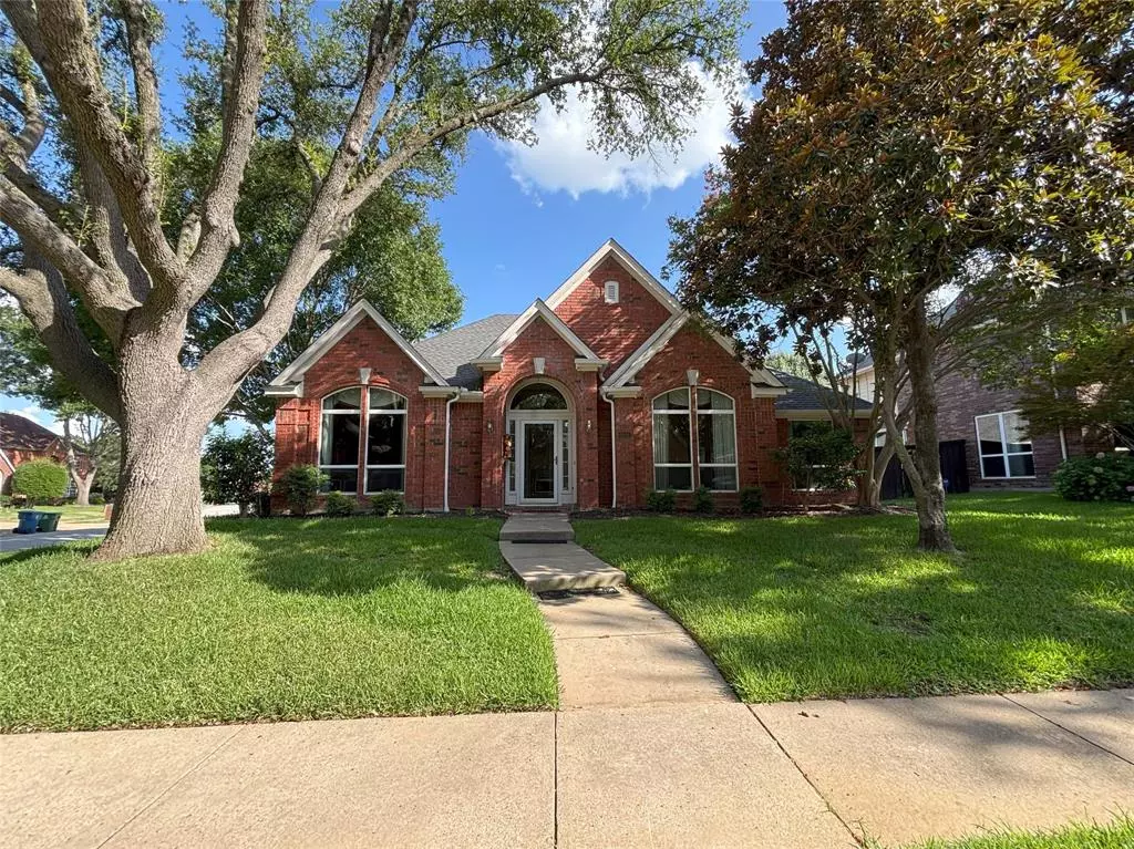 Flower Mound, TX 75028,2001 Elm Creek Lane