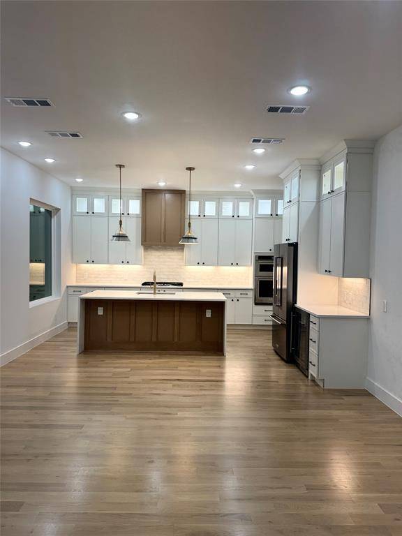 Dallas, TX 75223,514 S Glasgow Drive