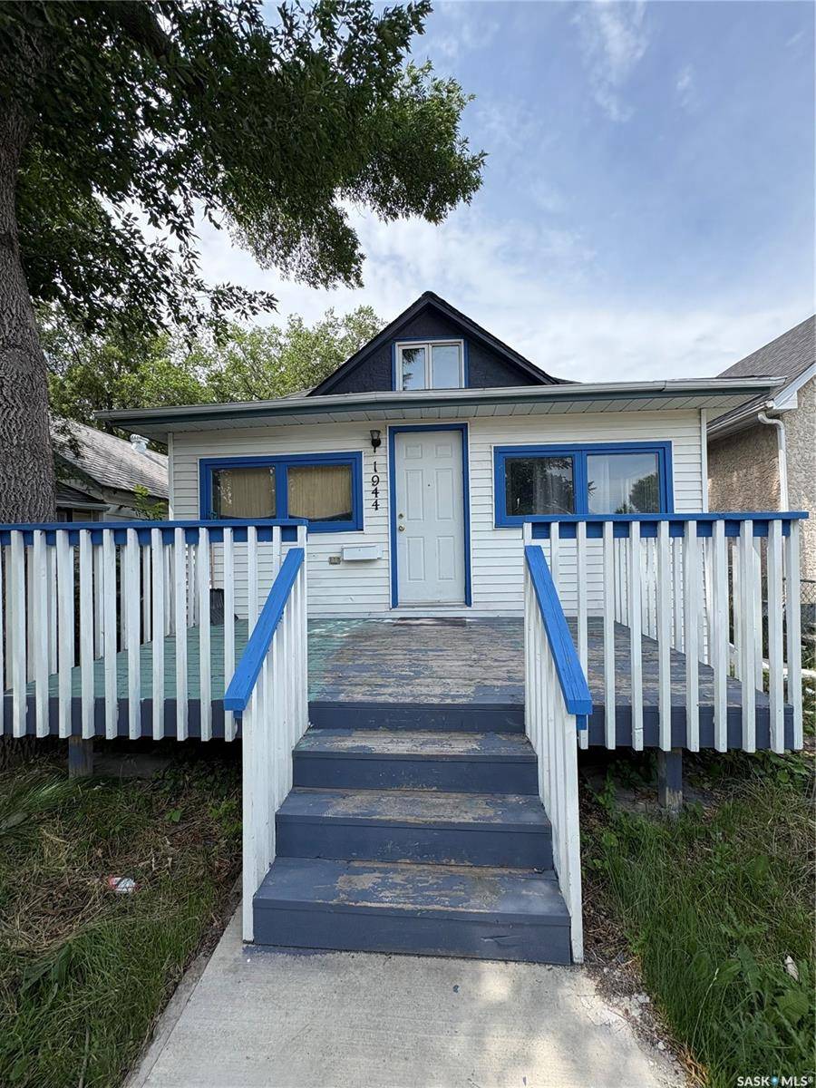 1944 Wallace STREET, Regina, SK S4N 4A2
