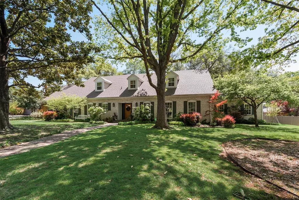 Dallas, TX 75254,7322 Maplecrest Drive