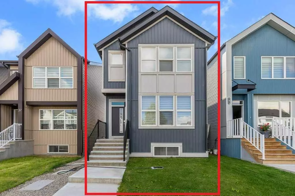 Calgary, AB T3S0C4,33 Lavender RD SE