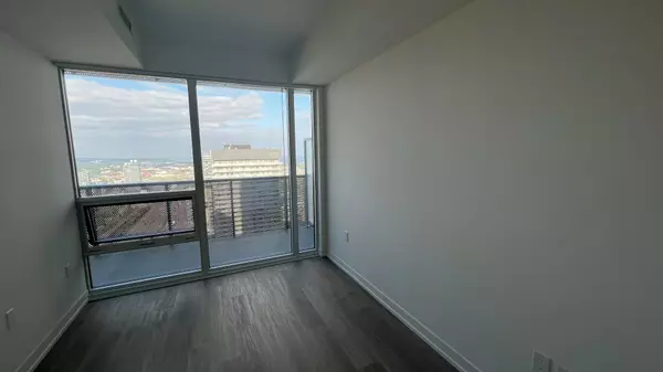 Toronto C08, ON M5E 0G1,55 Cooper ST #5607