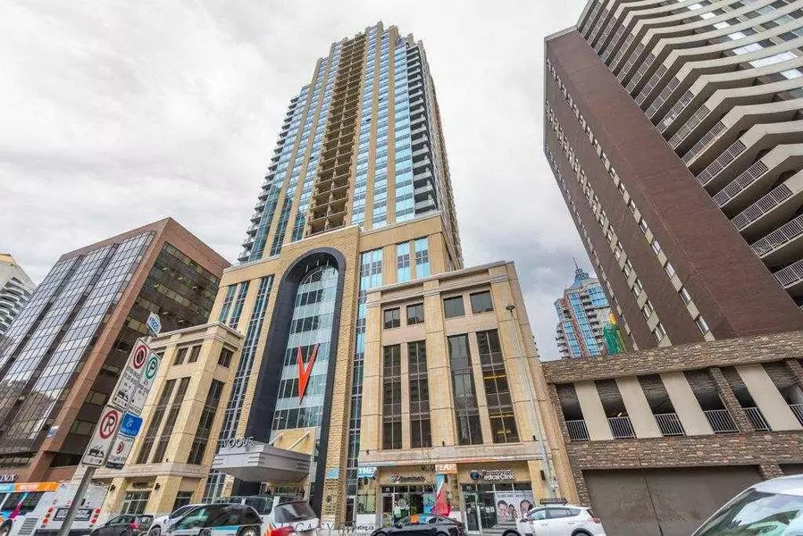 930 6 AVE SW #1909, Calgary, AB T2P 1J3