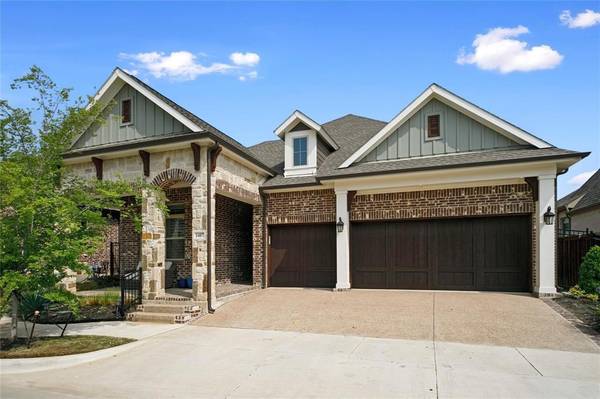 1407 Lone Eagle Way, Arlington, TX 76005