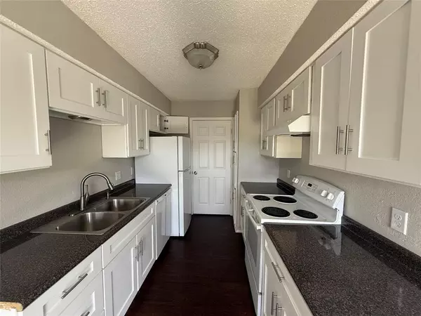 Kennedale, TX 76060,119 Peachtree Court #C