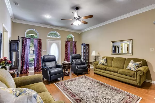 Waxahachie, TX 75165,120 Driftwood Lane