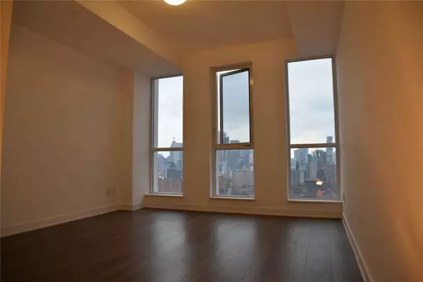 Toronto C08, ON M5A 3H6,55 Regent Park BLVD #1406