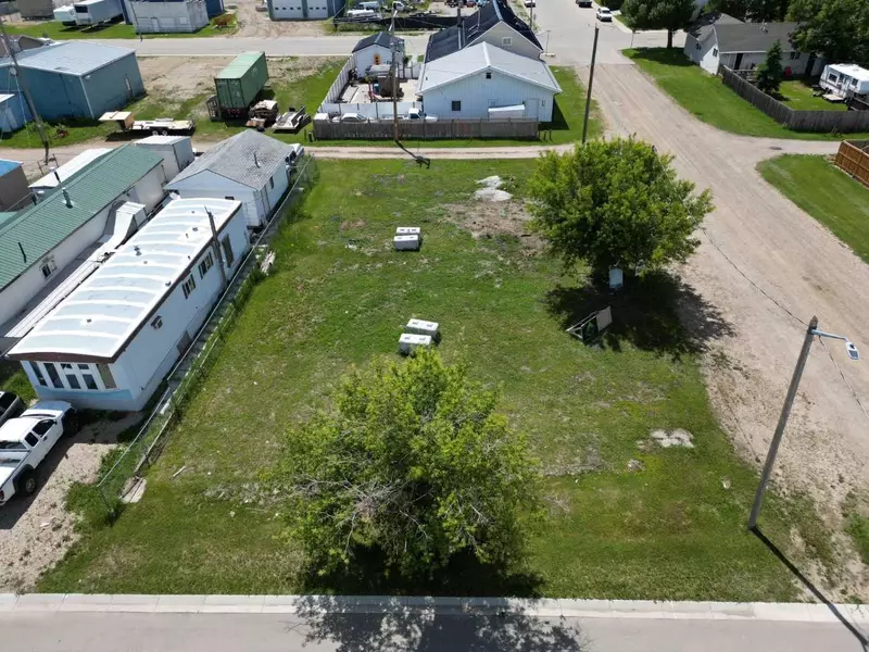 127 Cross ST, Acme, AB T0M 0A0