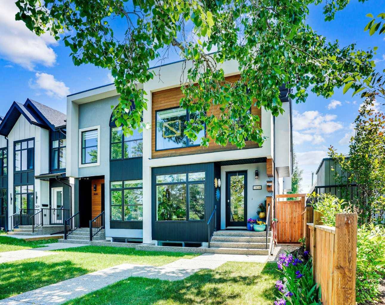 2638 30 ST SW, Calgary, AB T3E 2M2