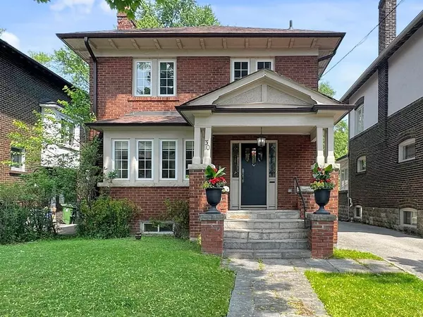 30 Kilbarry RD, Toronto C02, ON M5P 1K5
