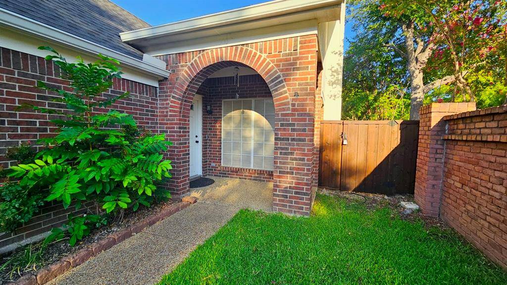 Coppell, TX 75019,500 Lake Forest Drive