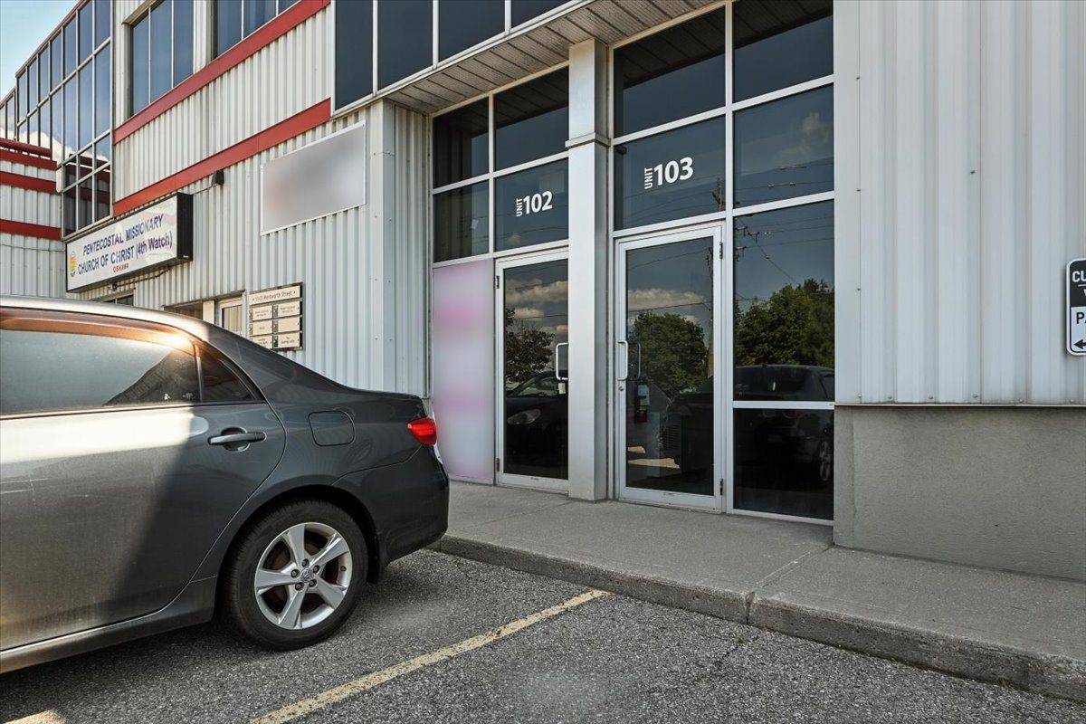 Oshawa, ON L1J 8P7,1143 Wentworth ST W #102