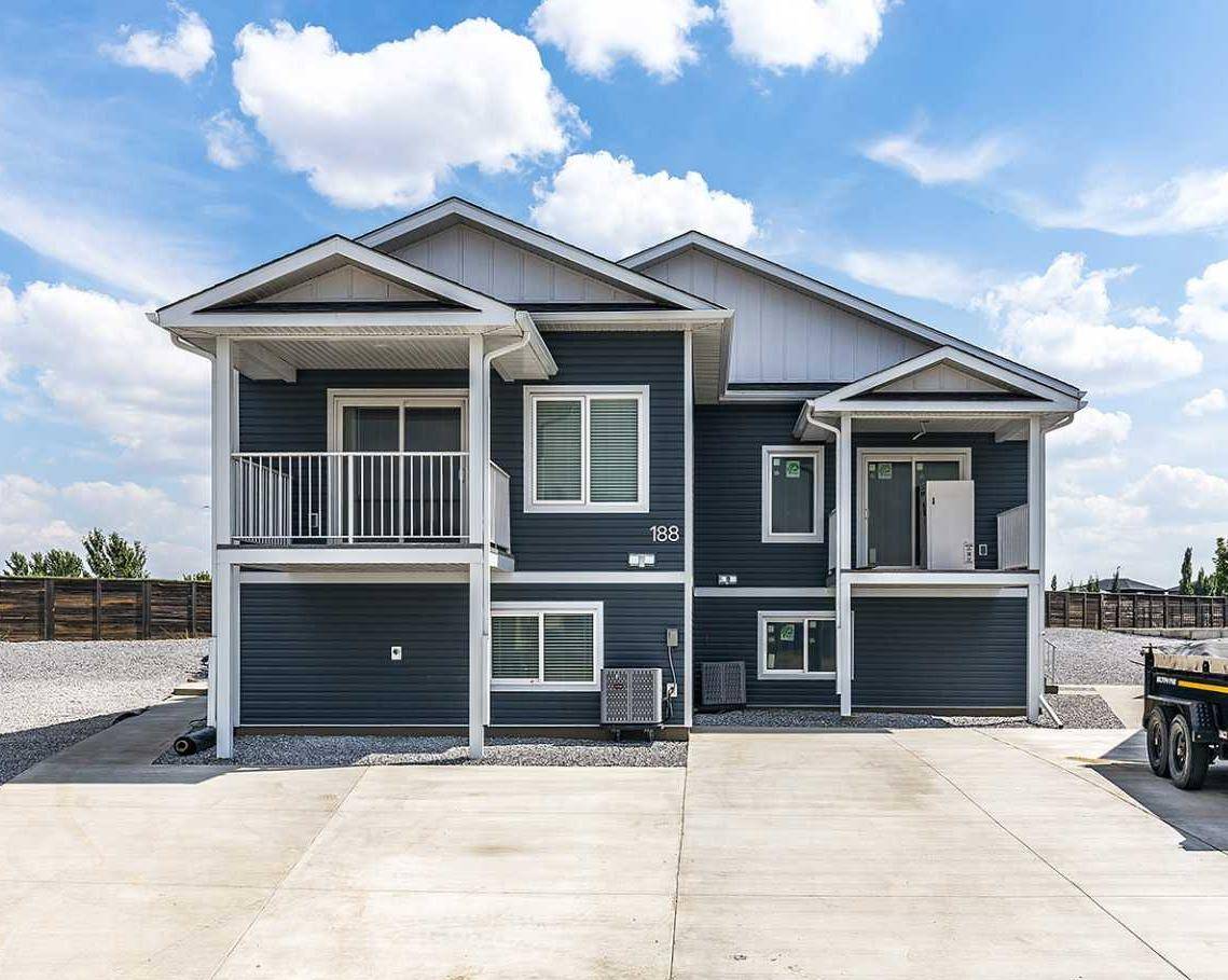 192 Somerset WAY SE #1-4, Medicine Hat, AB T1B 0B6