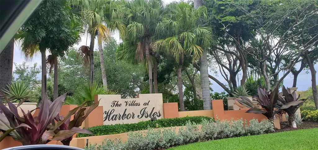 4915 Tradewinds Ter #1006, Fort Lauderdale, FL 33312