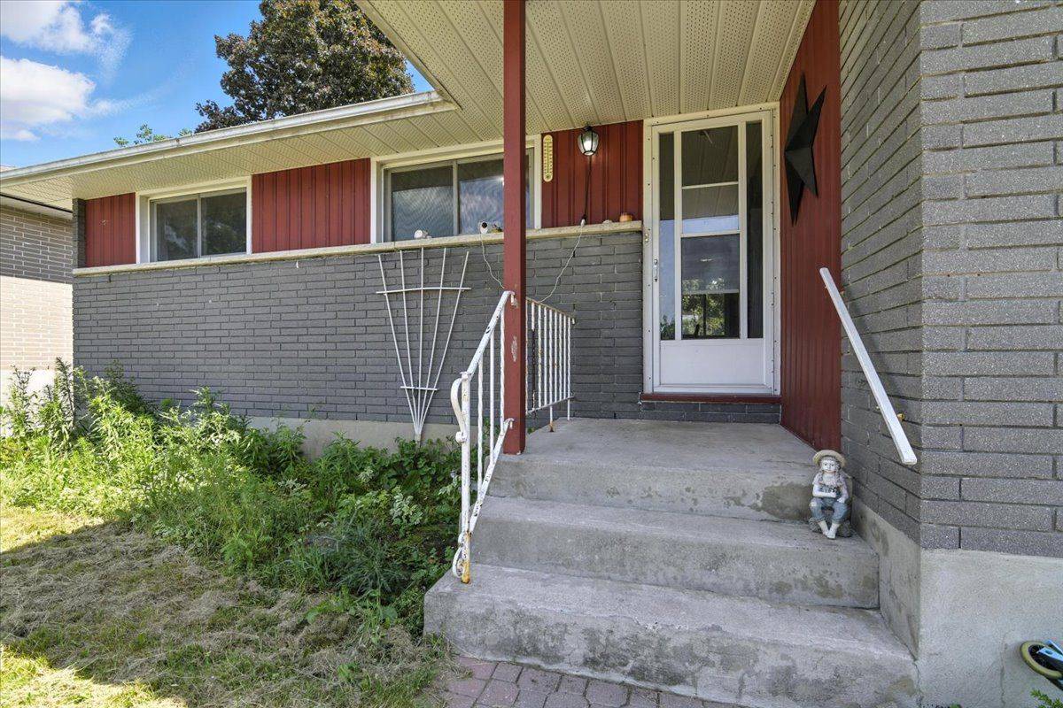 Peterborough North, ON K9H 5M7,505 Raymond ST