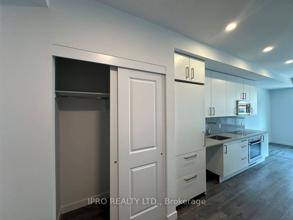 7549 Kaler RD #217, Niagara Falls, ON L2H 2Y6