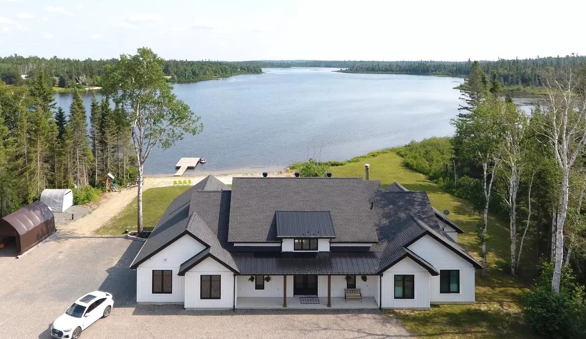 Hudson, ON P0J 1P0,8178 Pike Lake RD